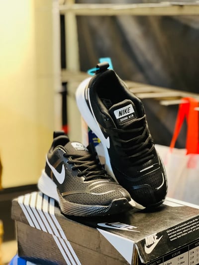 Nike Zoom Air Men's Running Shoes - Black/White