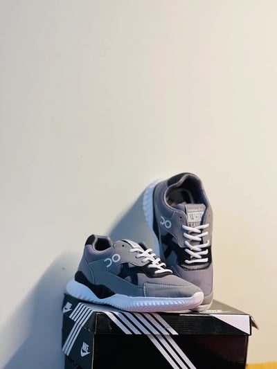 Nike Grey Sports Sneakers (Mesh Comfort Running Shoes) 🩶👟