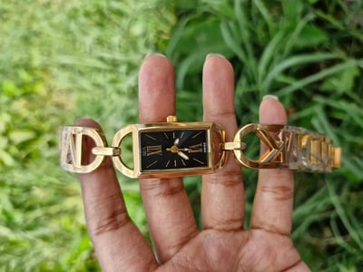 Ladies watch