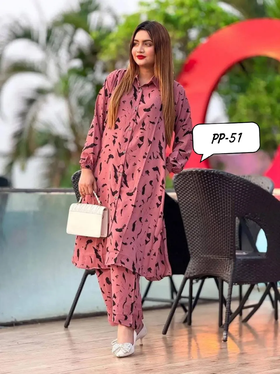 প্রিমিয়াম বাটার সিল্ক লিফ প্রিন্ট রেডিমেড টু-পিস সেট