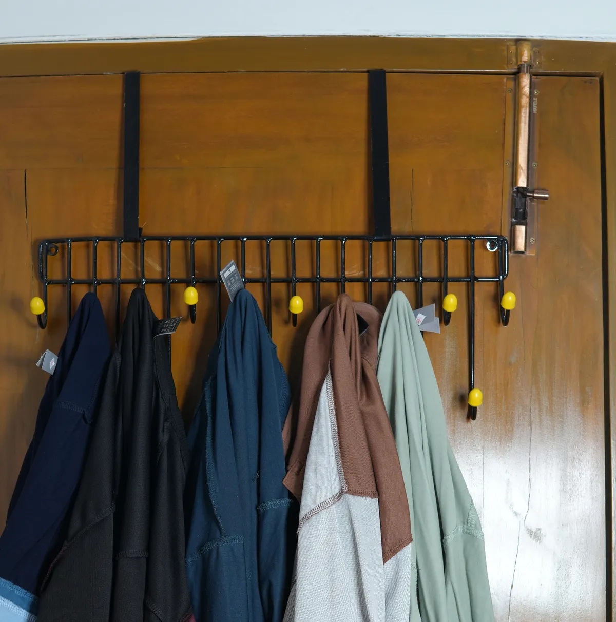 Double Layer Door Hanger (Black) – দরজার পেছনে ঝুলিয়ে রাখুন স্মার্টভাবে!