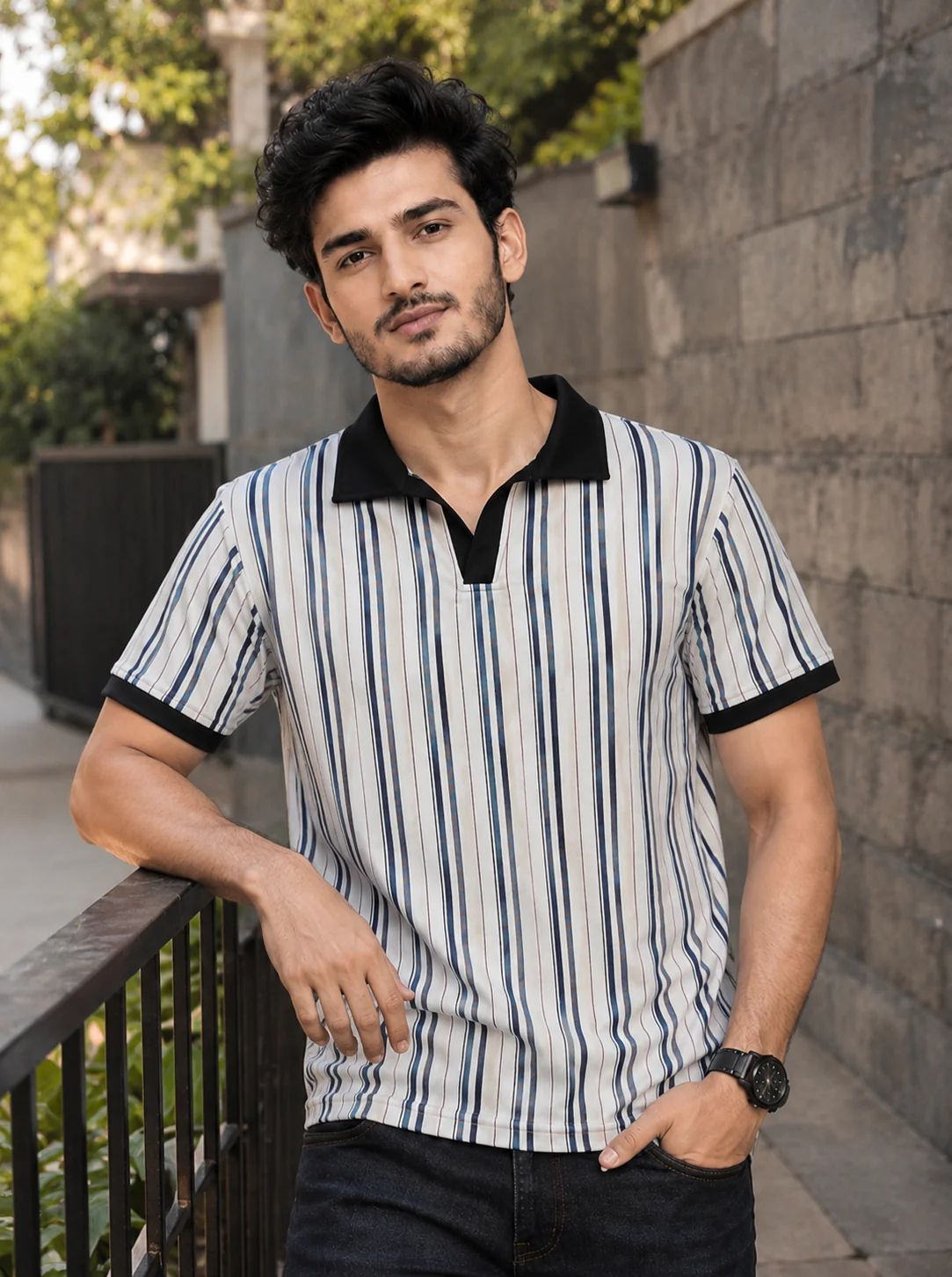 স্ট্রাইপড পোলো