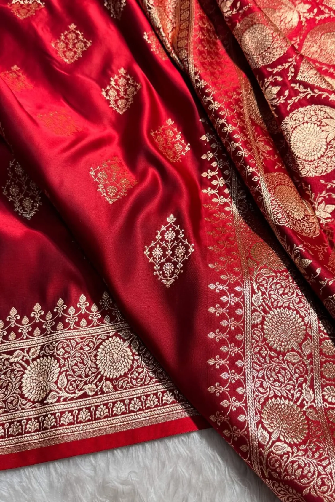 প্রিমিয়াম কটন সিল্ক শাড়ী ২